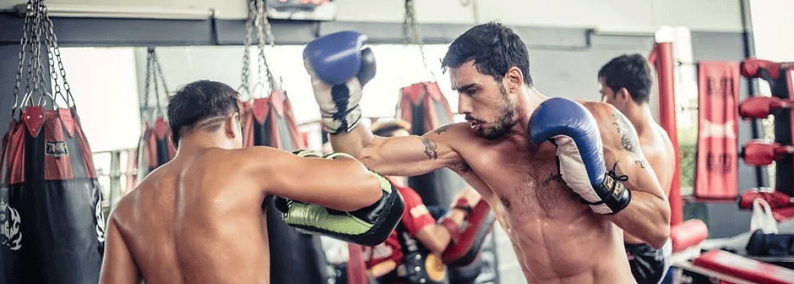 Daily MuayThai boxing classes in the heart of Bangkok city , suitable for beginners and athletes