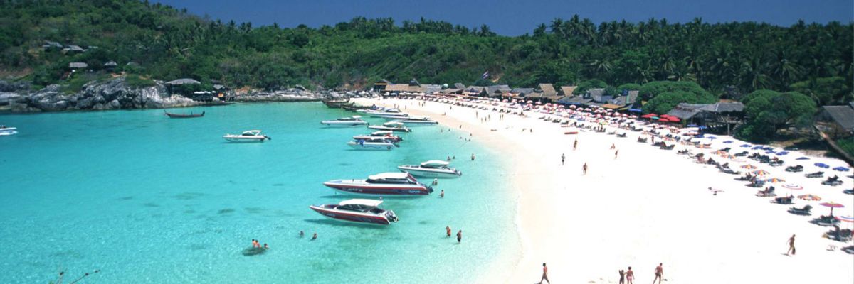 Cheap flights to Phuket and beyond with MuayThai Holidays